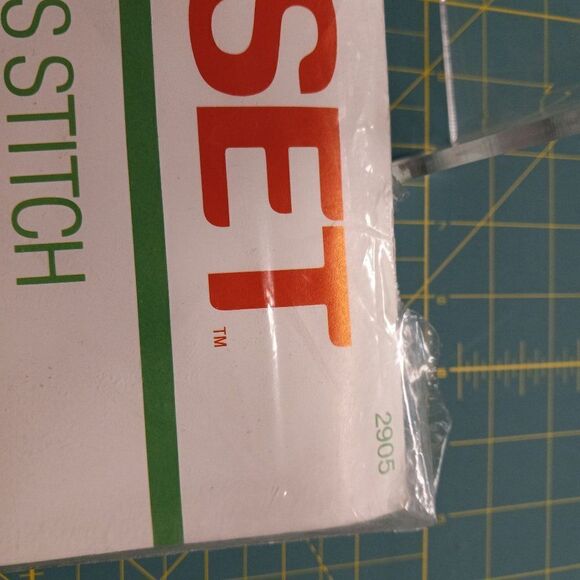 Counted cross stitch opened packages Vintage Cottagecore Grandmacore - Picture 10 of 12